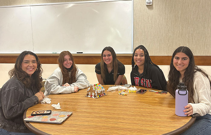 Holiday CSSC Meeting and Gingerbread Making Contest